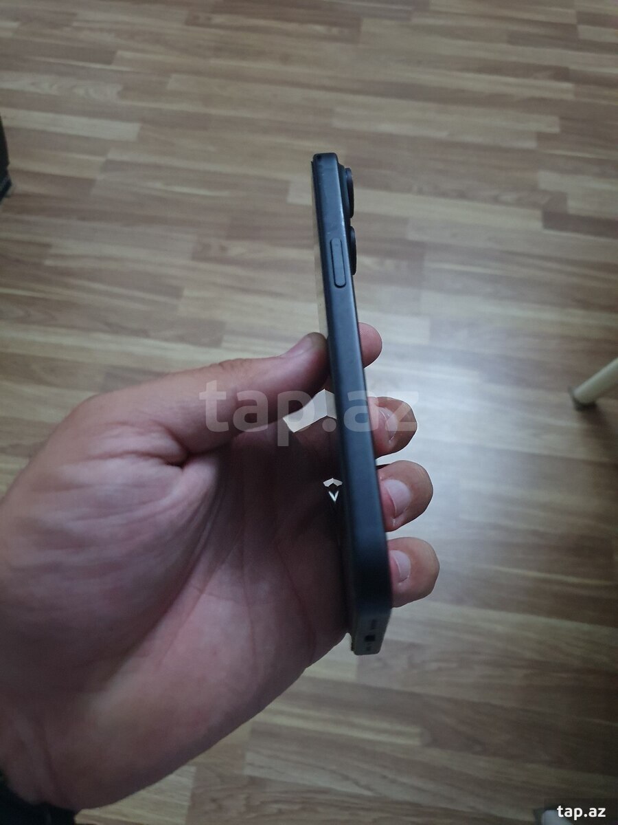 Apple iPhone 15 Black 128GB/6GB (7)