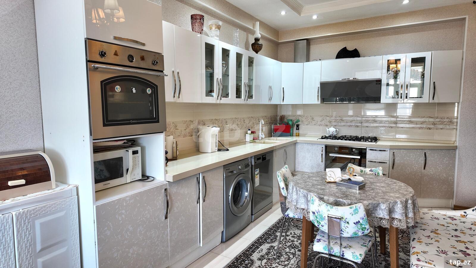 7-otaqlı yeni tikili, Nəcəfqulu Rəfiyev küç., 320 m² (20)