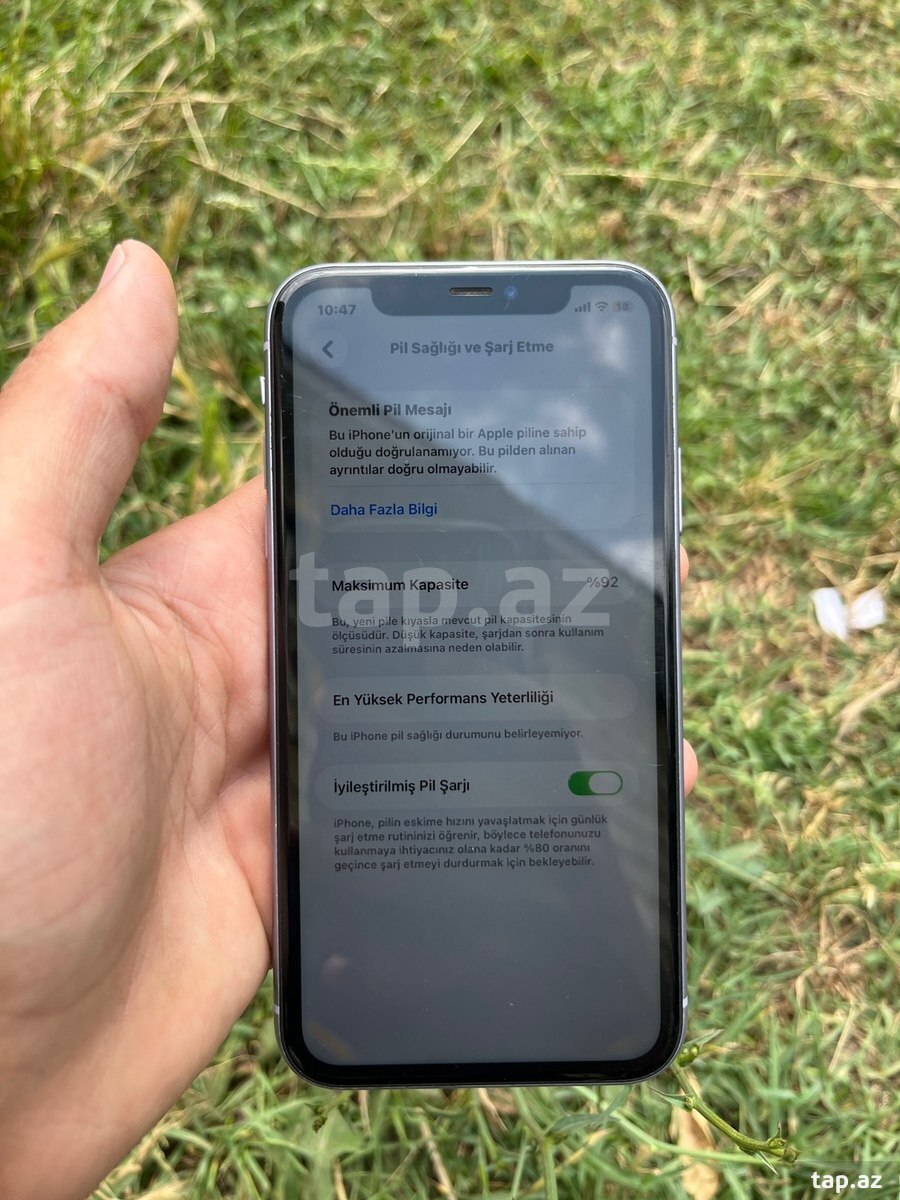 Apple iPhone 11 Purple 128GB/4GB (3)