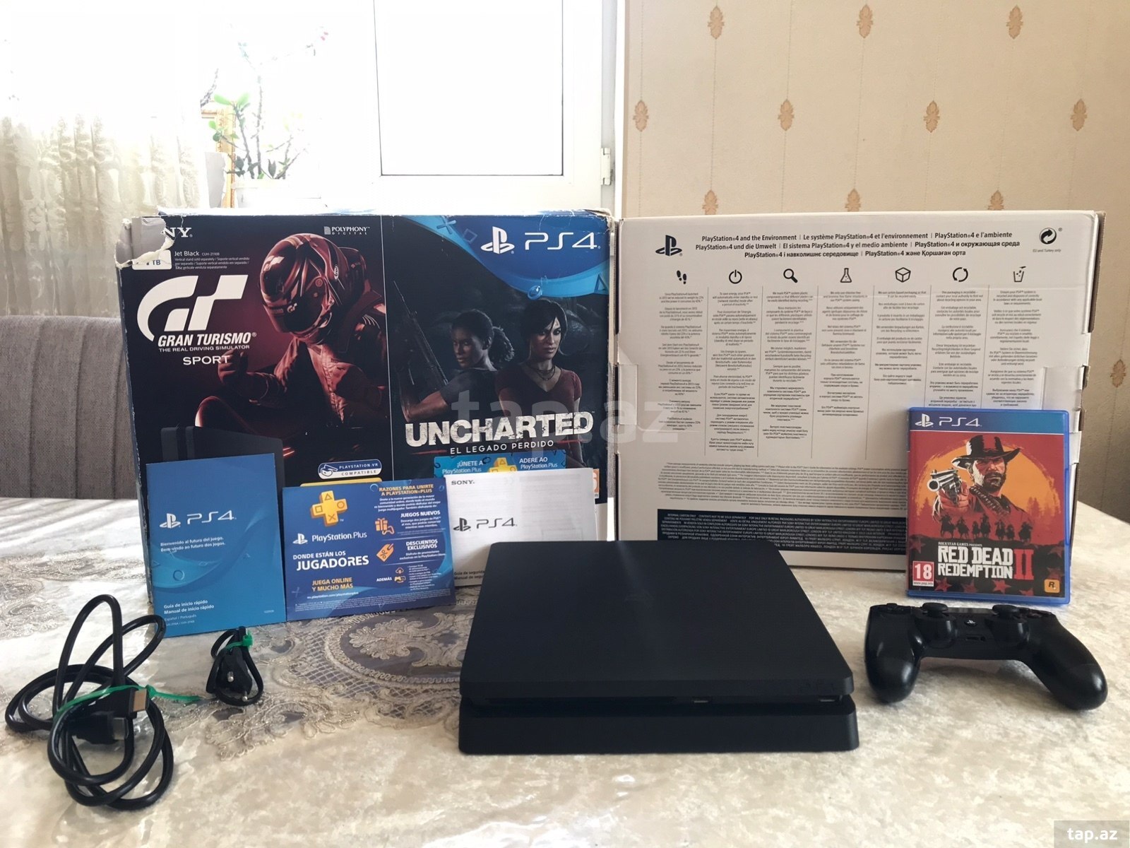 Playstation 4 Slim