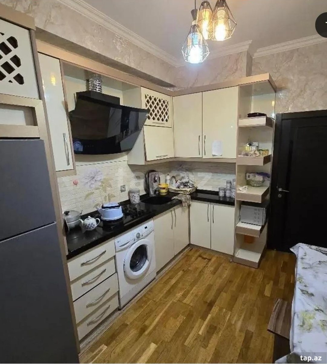 2-otaqlı yeni tikili kirayə verilir, 10-cu mkr., 70 m² (12)