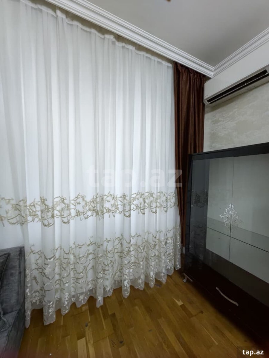2-otaqlı yeni tikili kirayə verilir, 10-cu mkr., 70 m² (15)