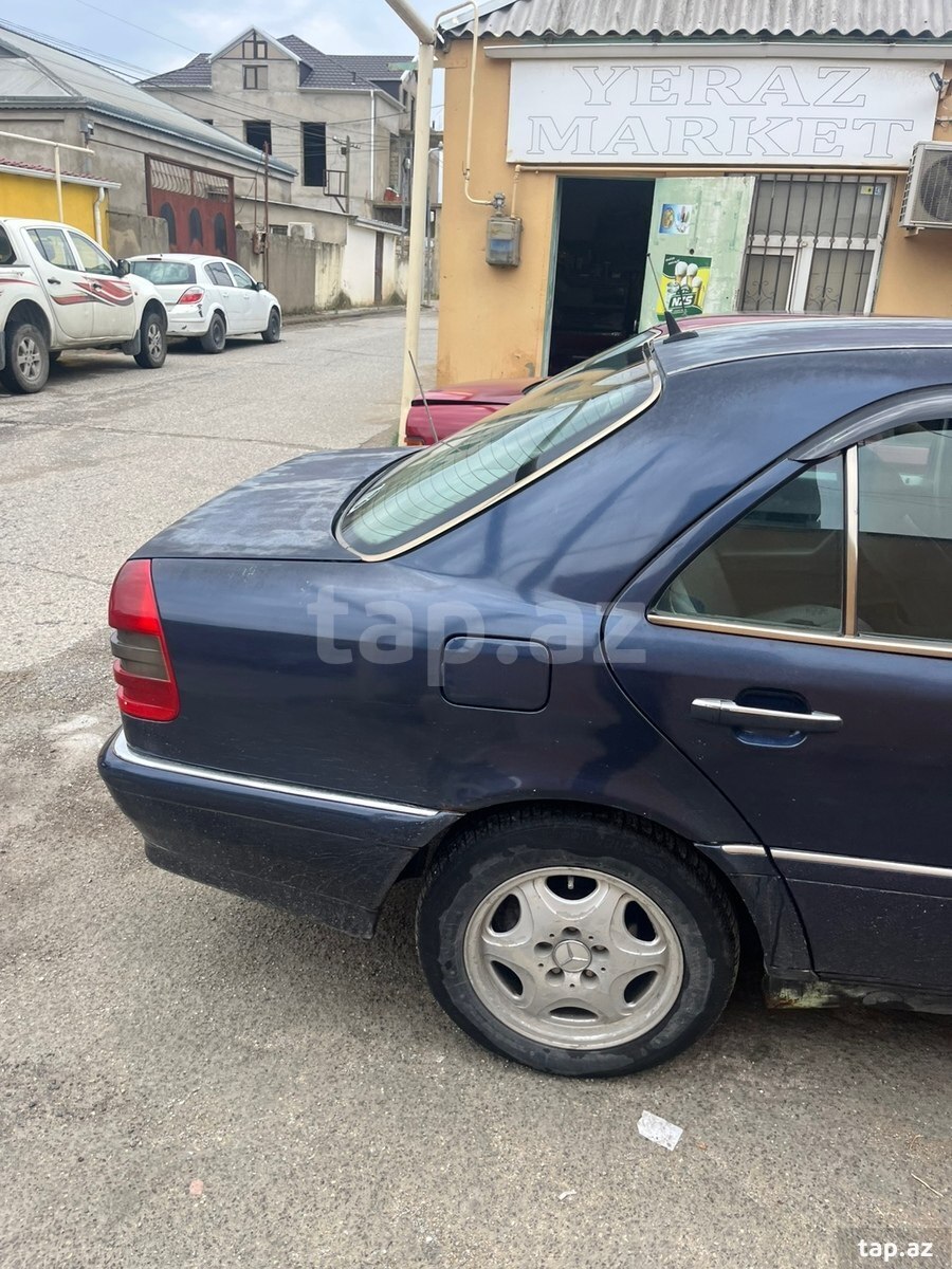 Mercedes C 180, 1995 il (4)