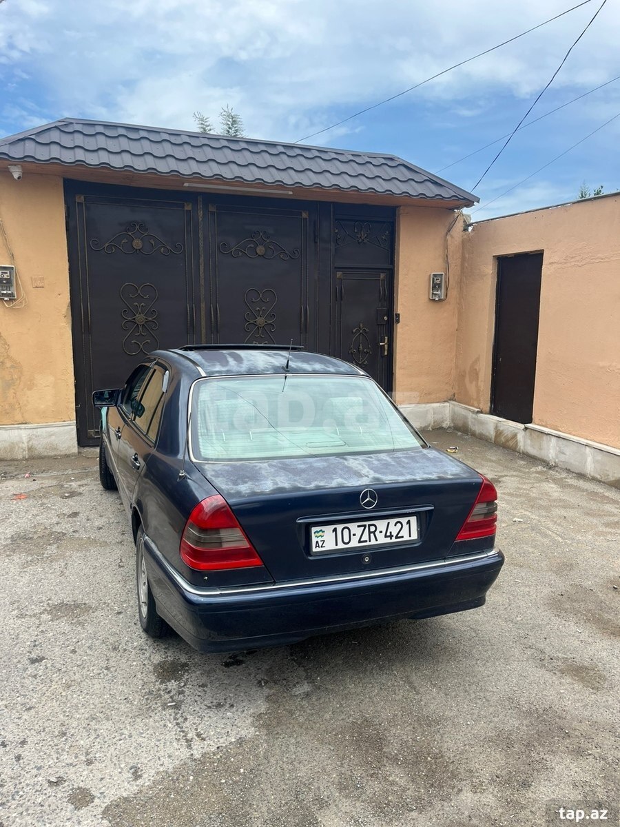 Mercedes C 180, 1995 il (6)
