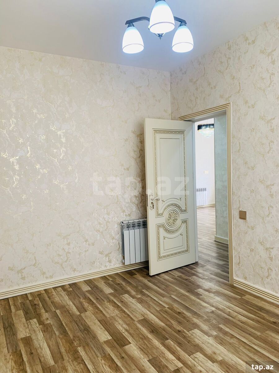 Həyət evi, İnşaatçılar m. (8)