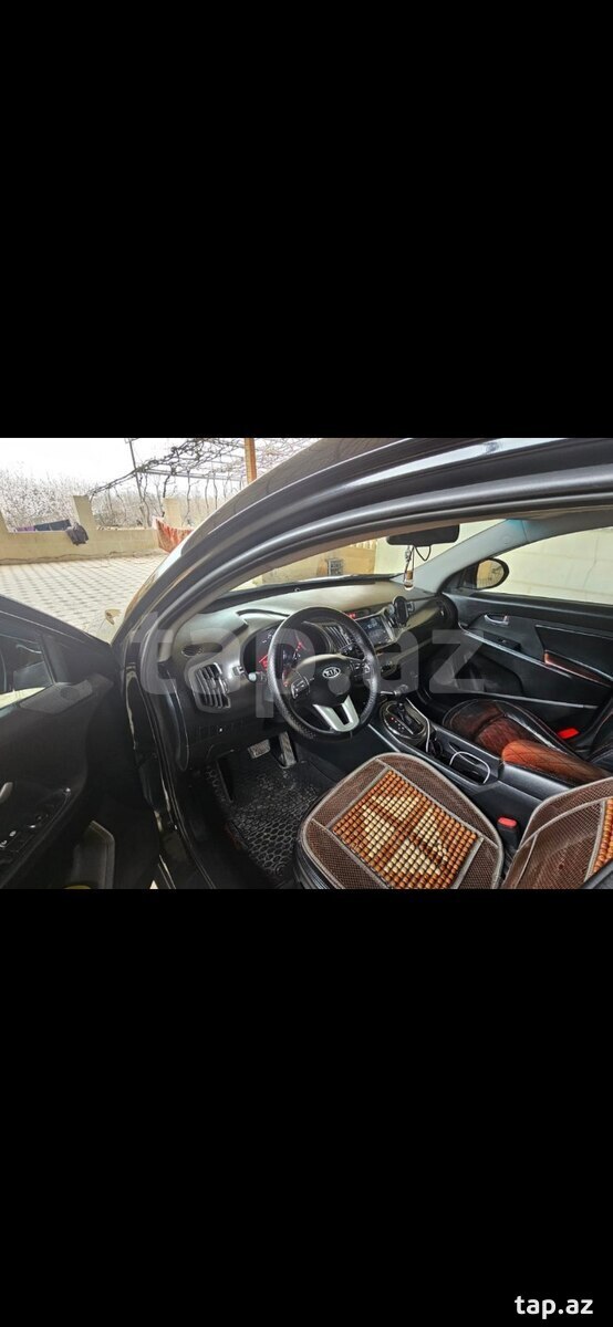KIA Sportage, 2011 il (4)