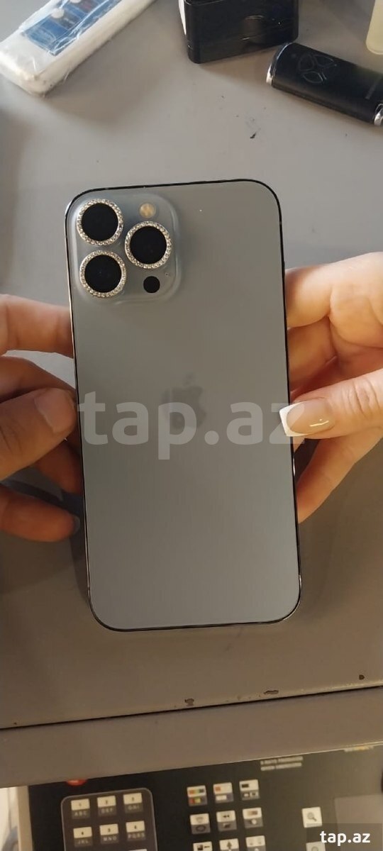 Apple iPhone 13 Pro Max Silver 128GB/6GB (2)