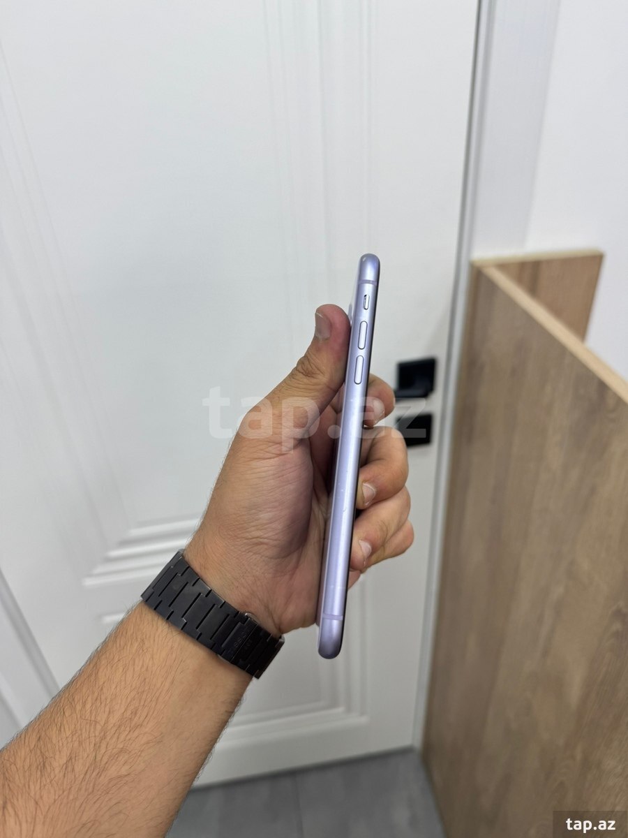Apple iPhone 11 Purple 128GB/4GB (5)