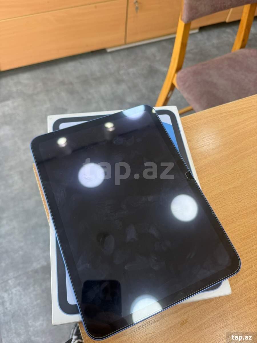 Apple iPad 2025 WiFi 128GB (2)
