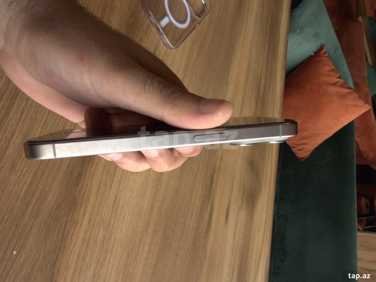 Apple iPhone 15 Pro Natural Titanium 256GB/8GB (5)