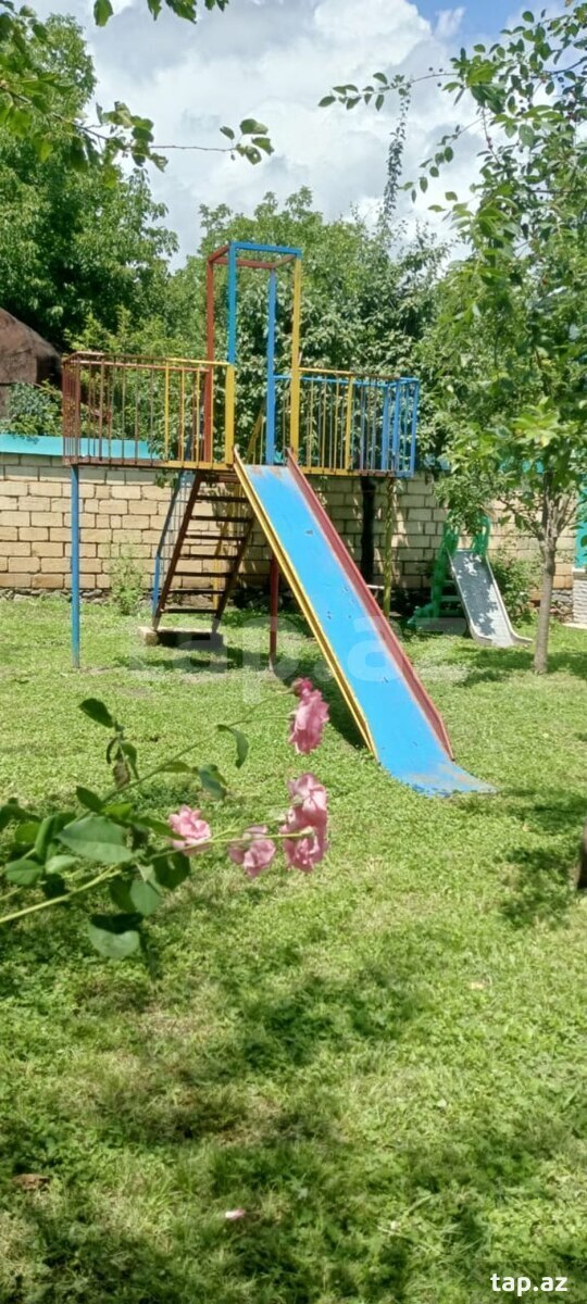 Həyət evi kirayə verilir, Qəbələ r. (7)