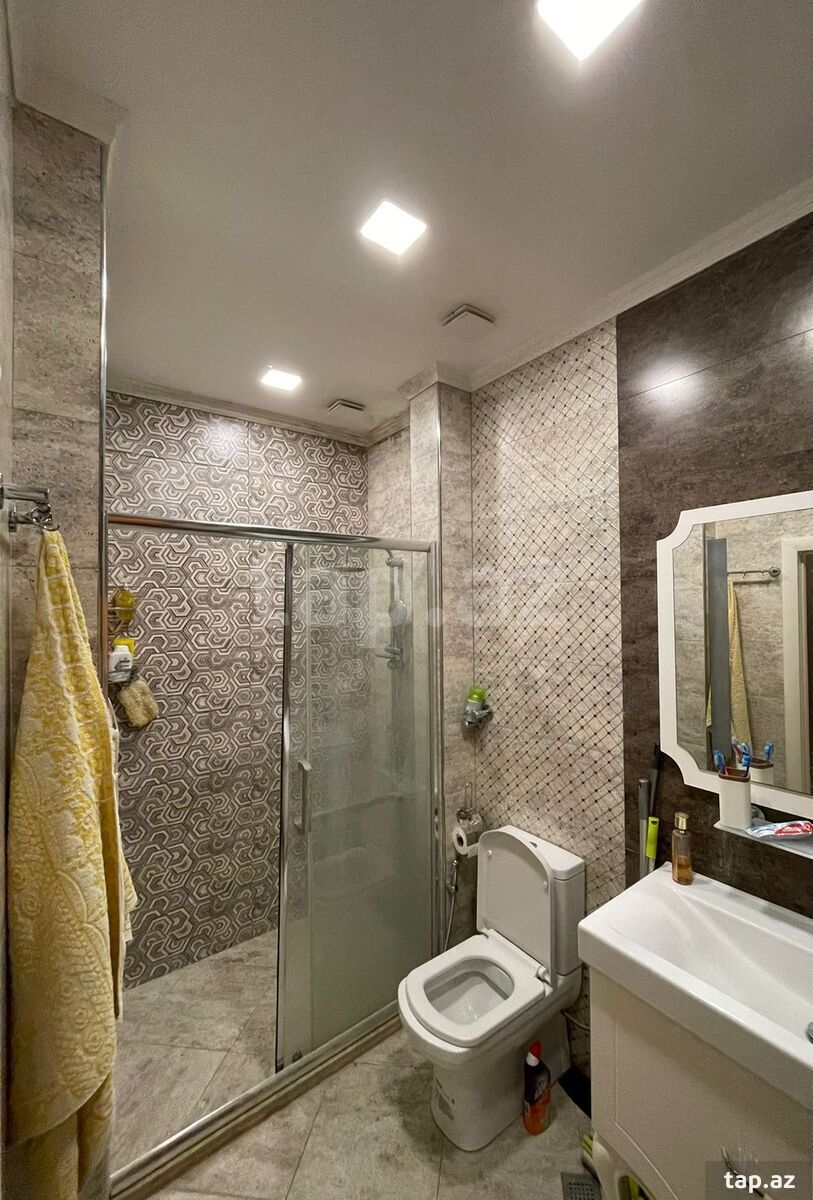 2-otaqlı mənzil kirayə verilir, E.Akademiyası m., 75 m² (13)