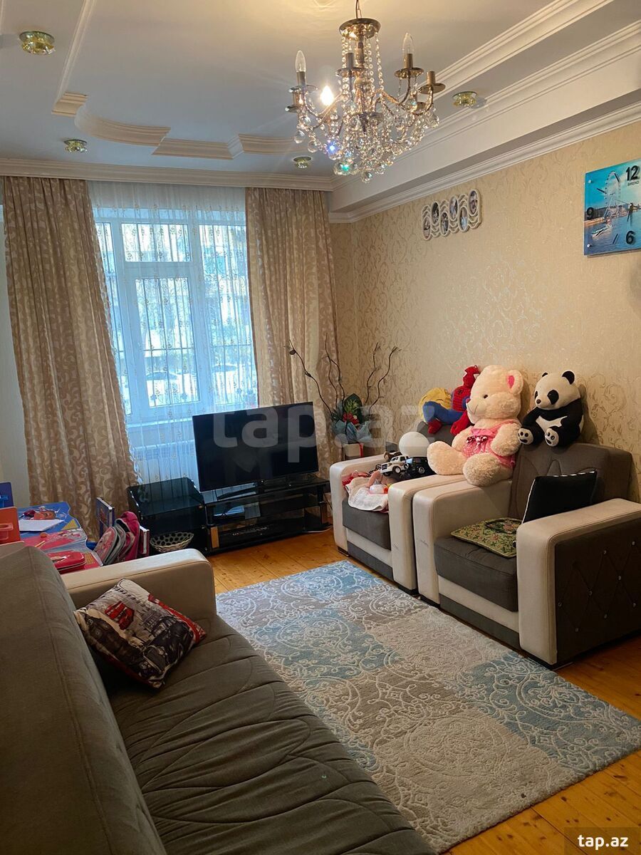 2-otaqlı yeni tikili, 7-ci mkr., 70 m²