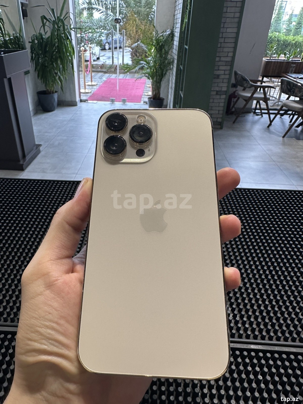 Apple iPhone 13 Pro Max Gold 128GB/6GB