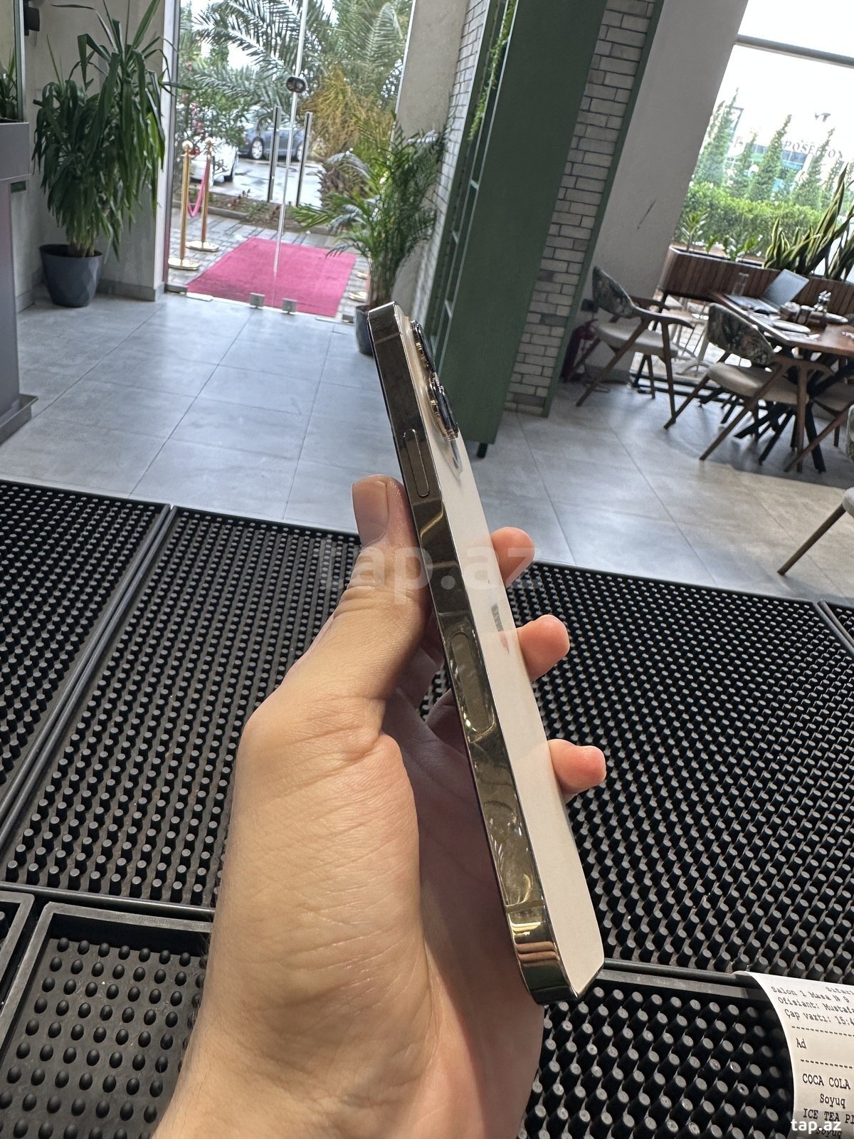 Apple iPhone 13 Pro Max Gold 128GB/6GB (3)
