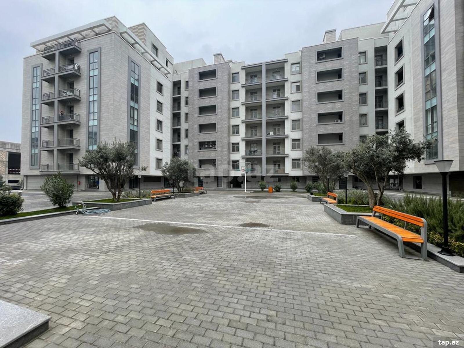 4-otaqlı yeni tikili, Ağ Şəhər qəs., 225 m²