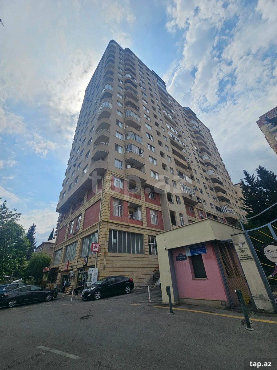 3-otaqlı mənzil, M.Cəlal küç., 75 m²
