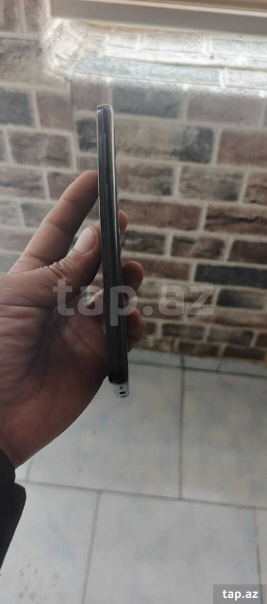 Samsung Galaxy A20 Black 32GB/3GB (2)