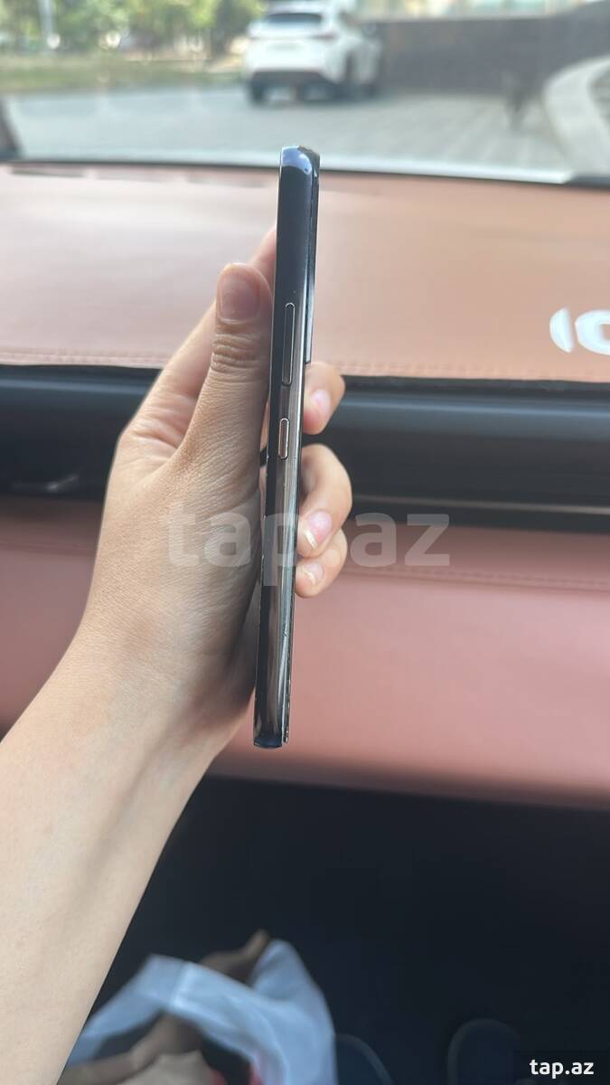 Samsung Galaxy S22 Ultra 5G Phantom Black 128GB/8GB (3)