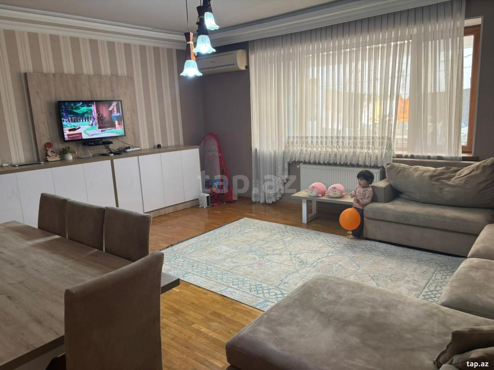 5-otaqlı mənzil kirayə verilir, Memar Əcəmi m., 150 m²