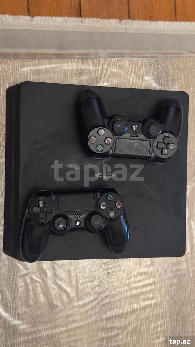 Sony PlayStation 4 Slim 500GB (2)