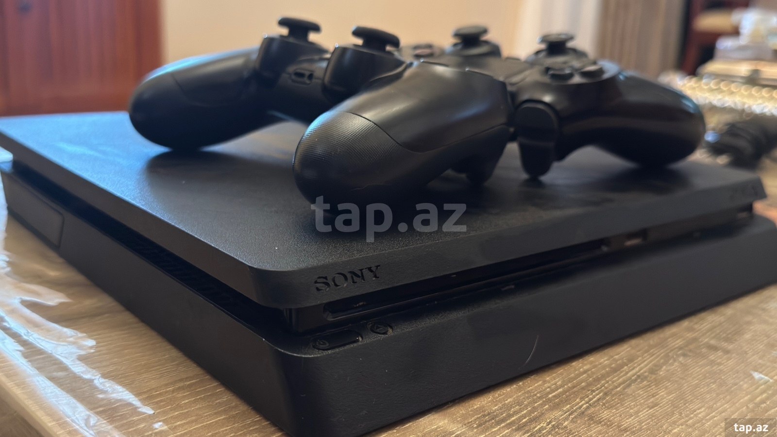 Sony PlayStation 4 Slim 500GB (5)