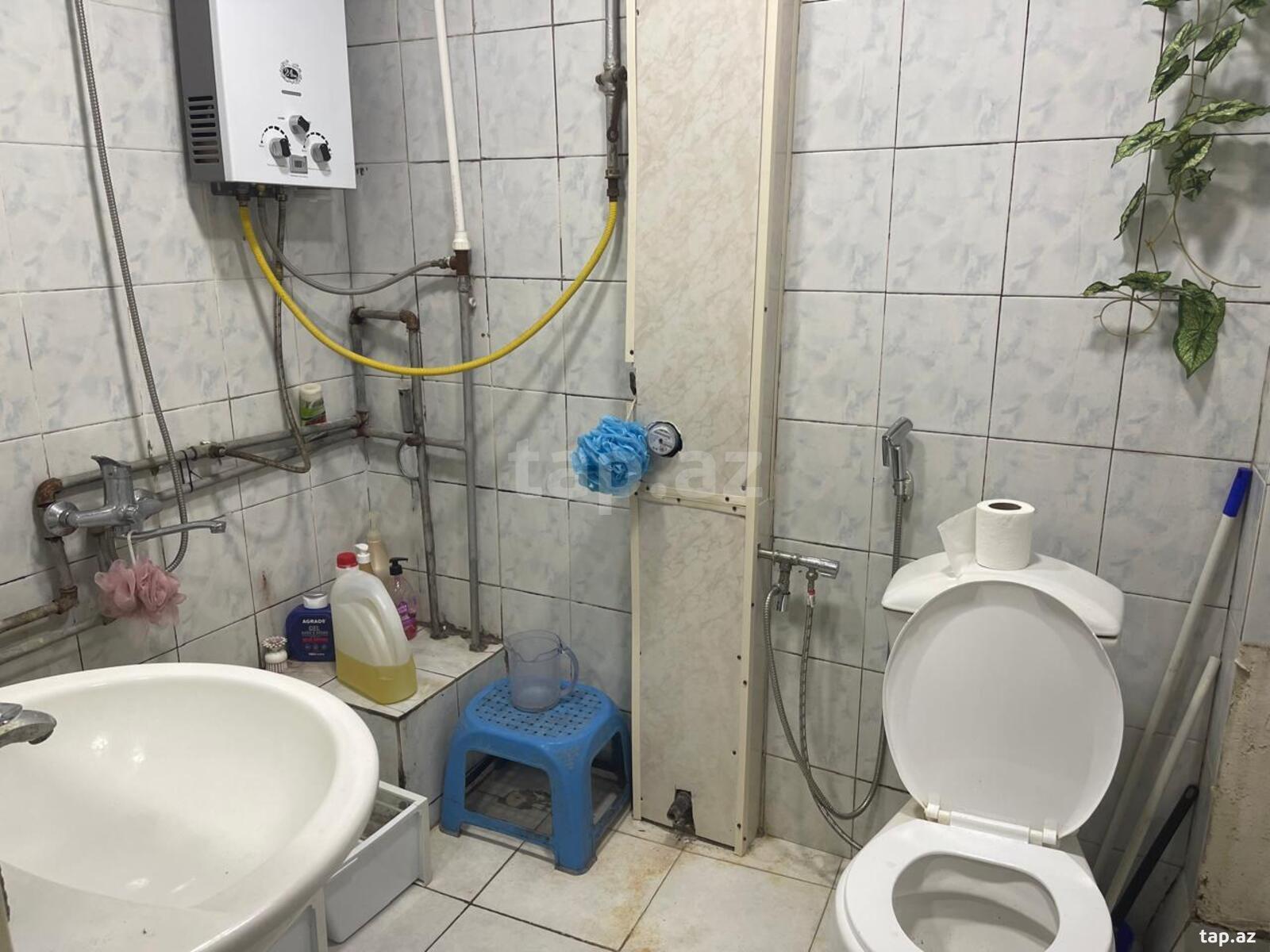 2-otaqlı mənzil kirayə verilir, Əliəşrəf Əlizadə küç., 50 m² (11)