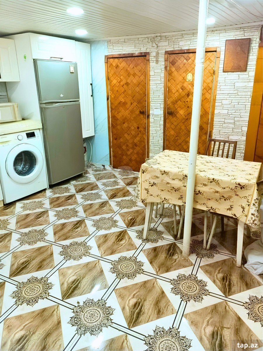 Həyət evi, Bayıl qəs. (12)