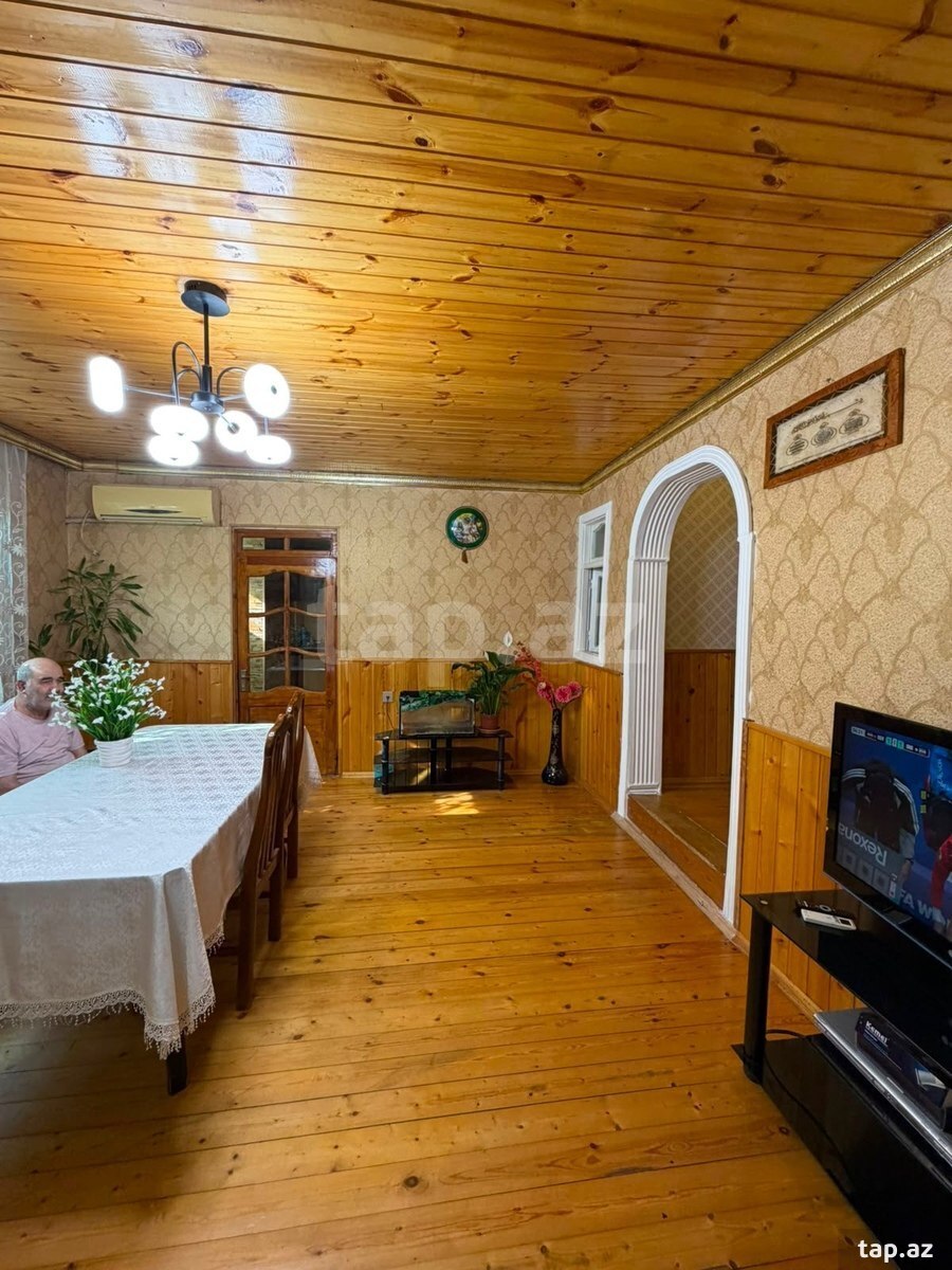 Həyət evi, Zabrat qəs. (5)