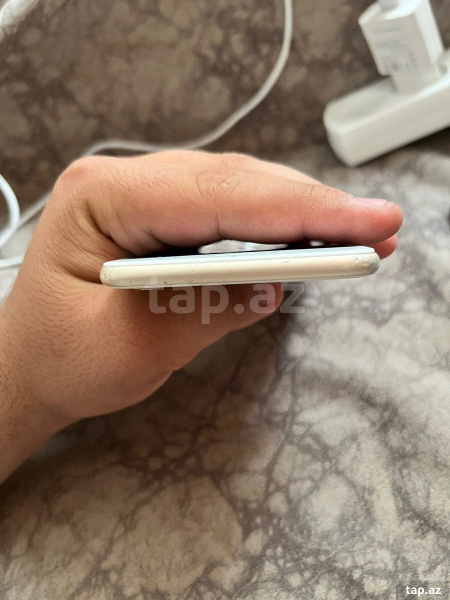 Apple iPhone 6S Plus Gold 16GB (6)