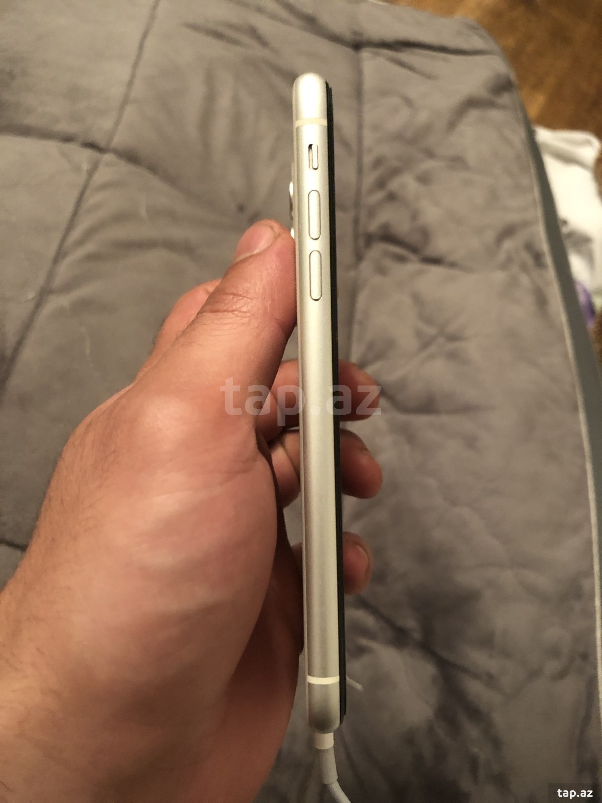 Apple iPhone 11 White 64GB/4GB (3)