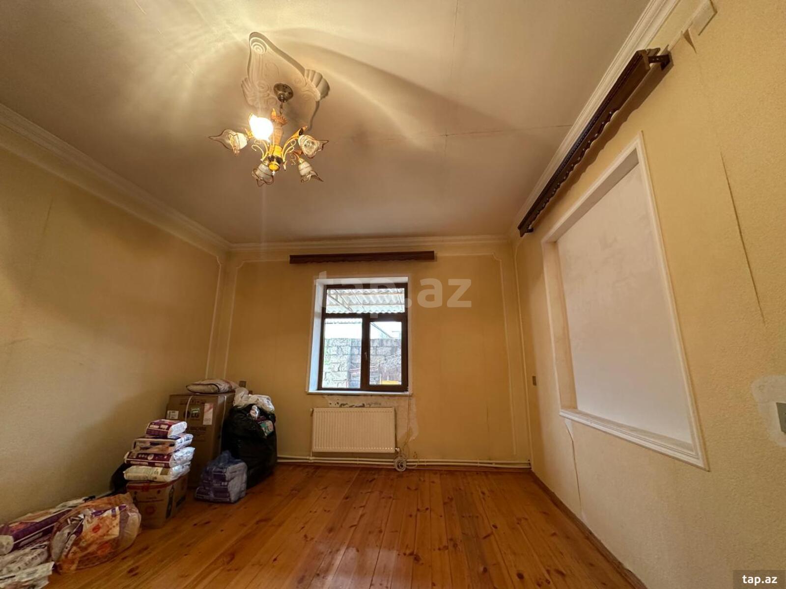 Bağ evi, Məktəbli küç.,ev 62F (5)