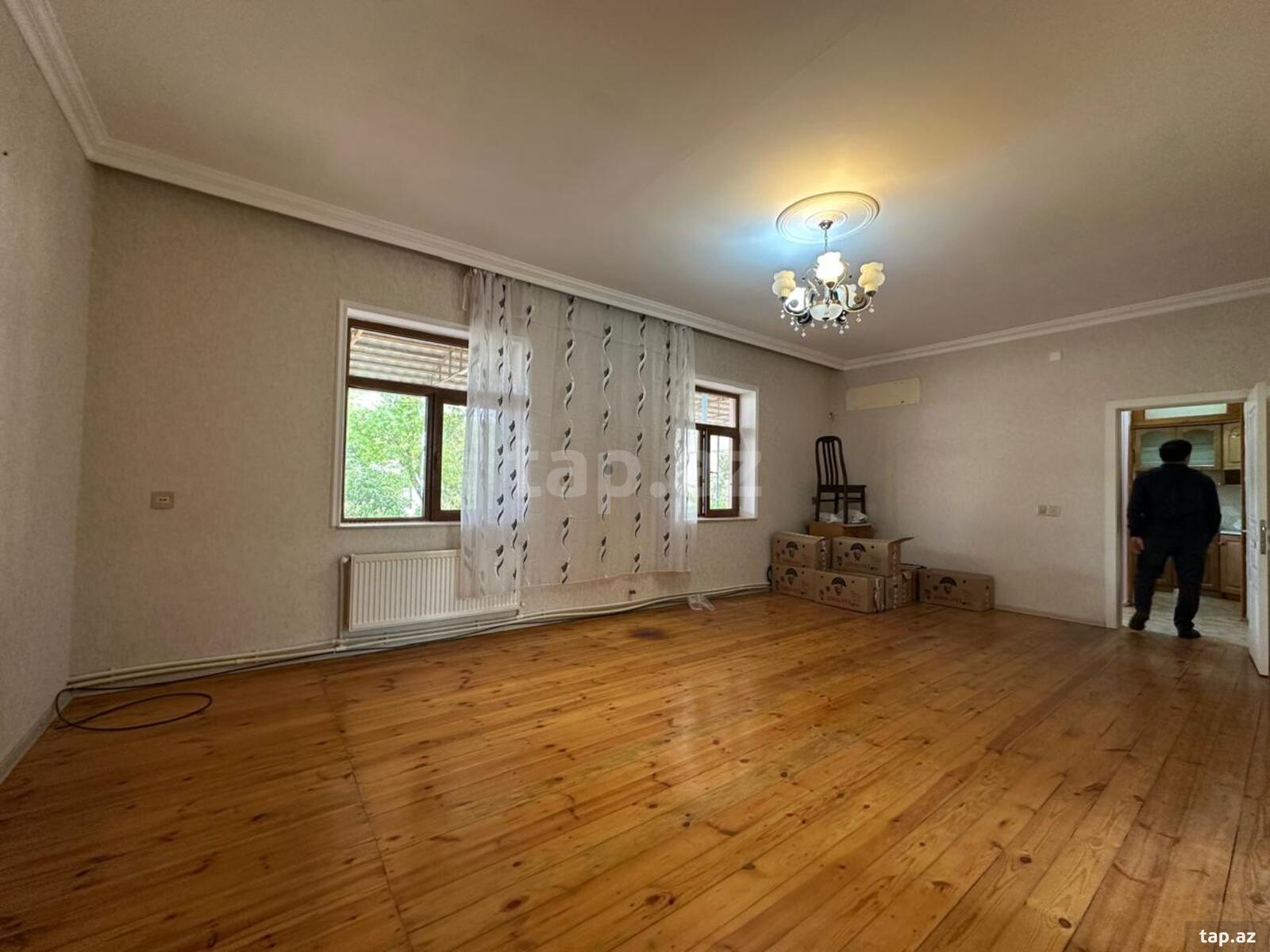 Bağ evi, Məktəbli küç.,ev 62F (7)