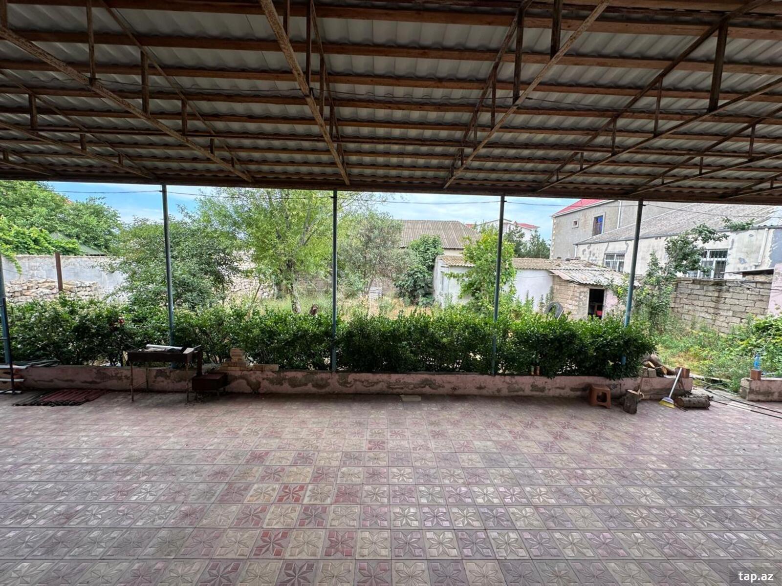 Bağ evi, Məktəbli küç.,ev 62F