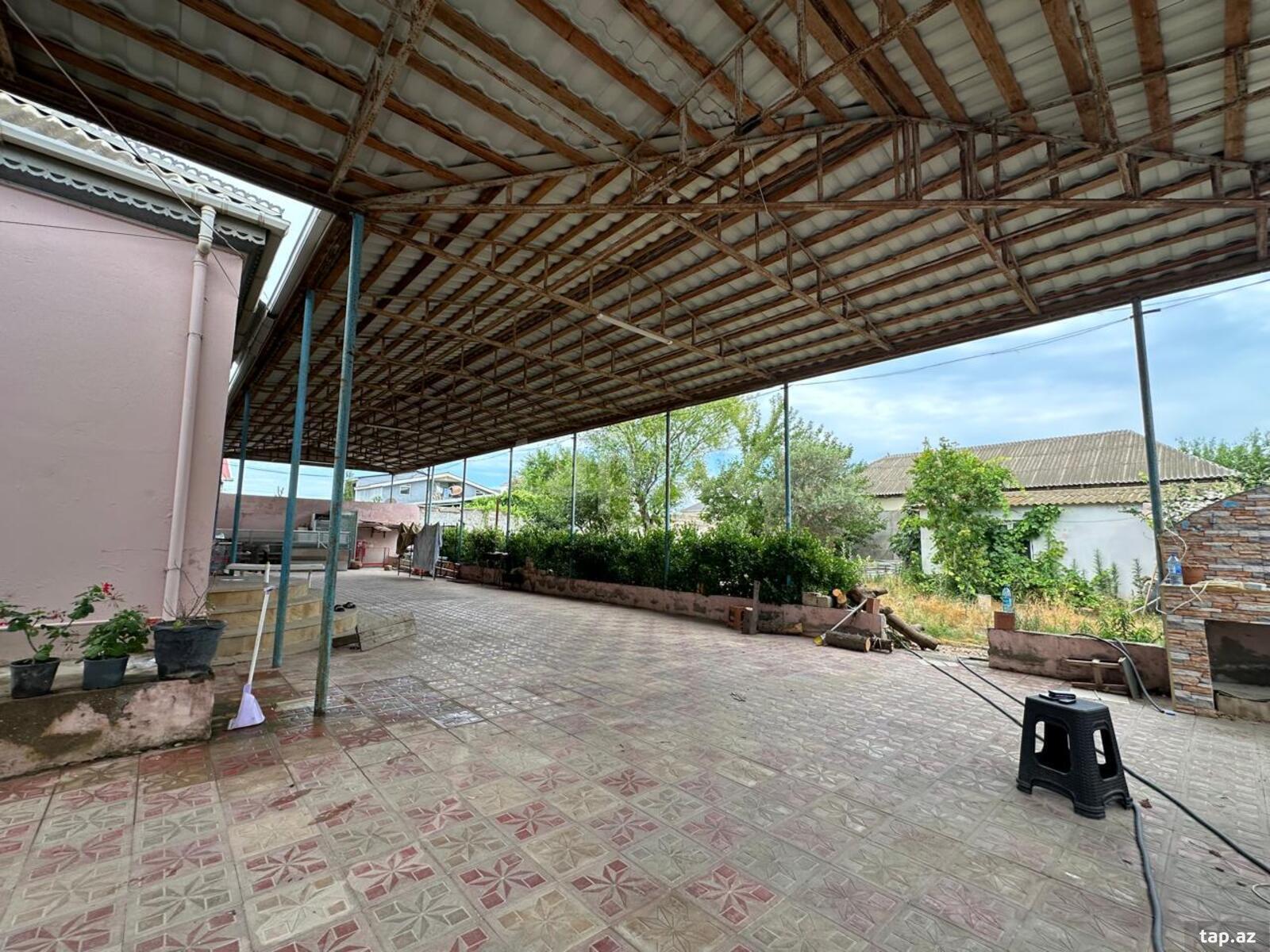 Bağ evi, Məktəbli küç.,ev 62F (15)