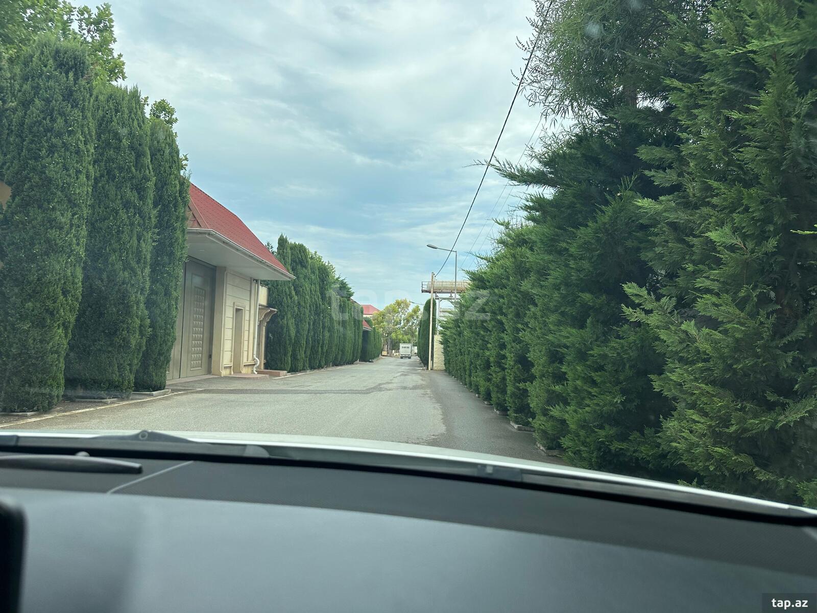 Bağ evi, Məktəbli küç.,ev 62F (18)