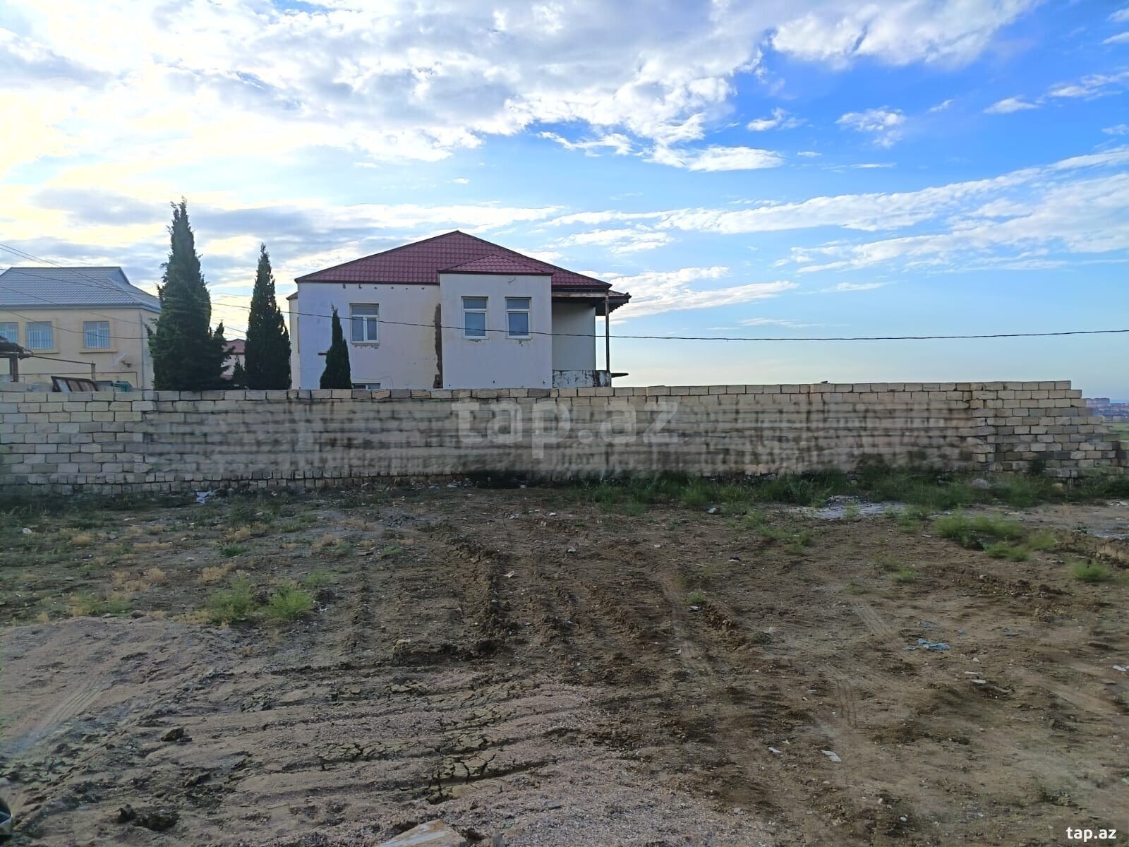 5 sot torpaq sahəsi, Saray qəs. (4)