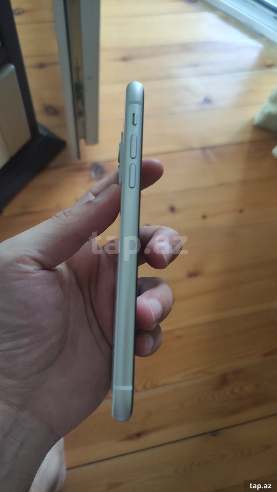 Apple iPhone 11 White 128GB/4GB (4)