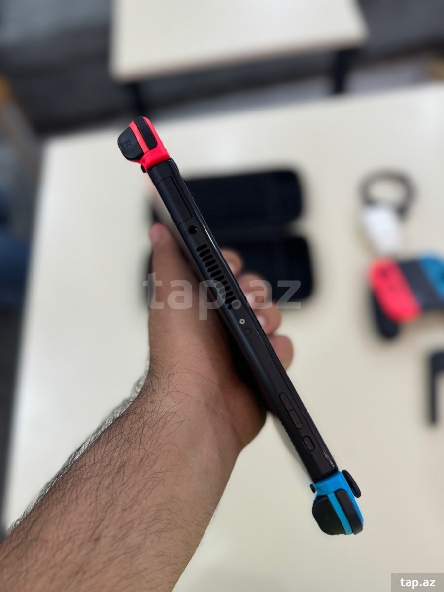 Nintendo Switch - OLED Model (6)