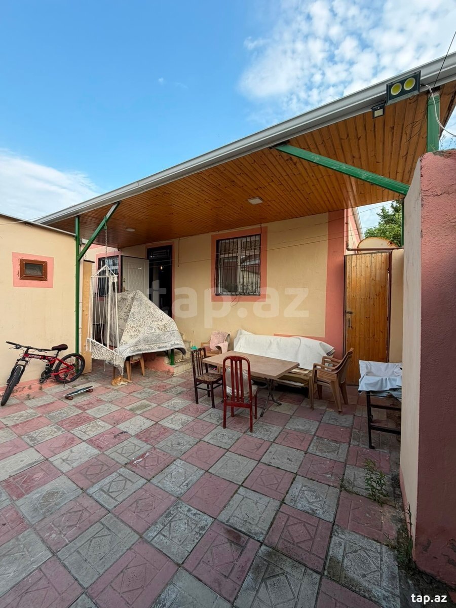 Həyət evi, Zabrat qəs. (2)