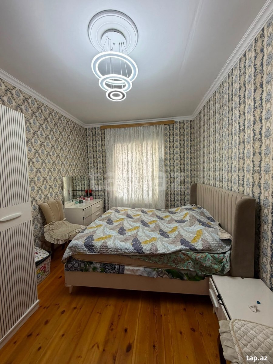 Həyət evi, Zabrat qəs. (12)