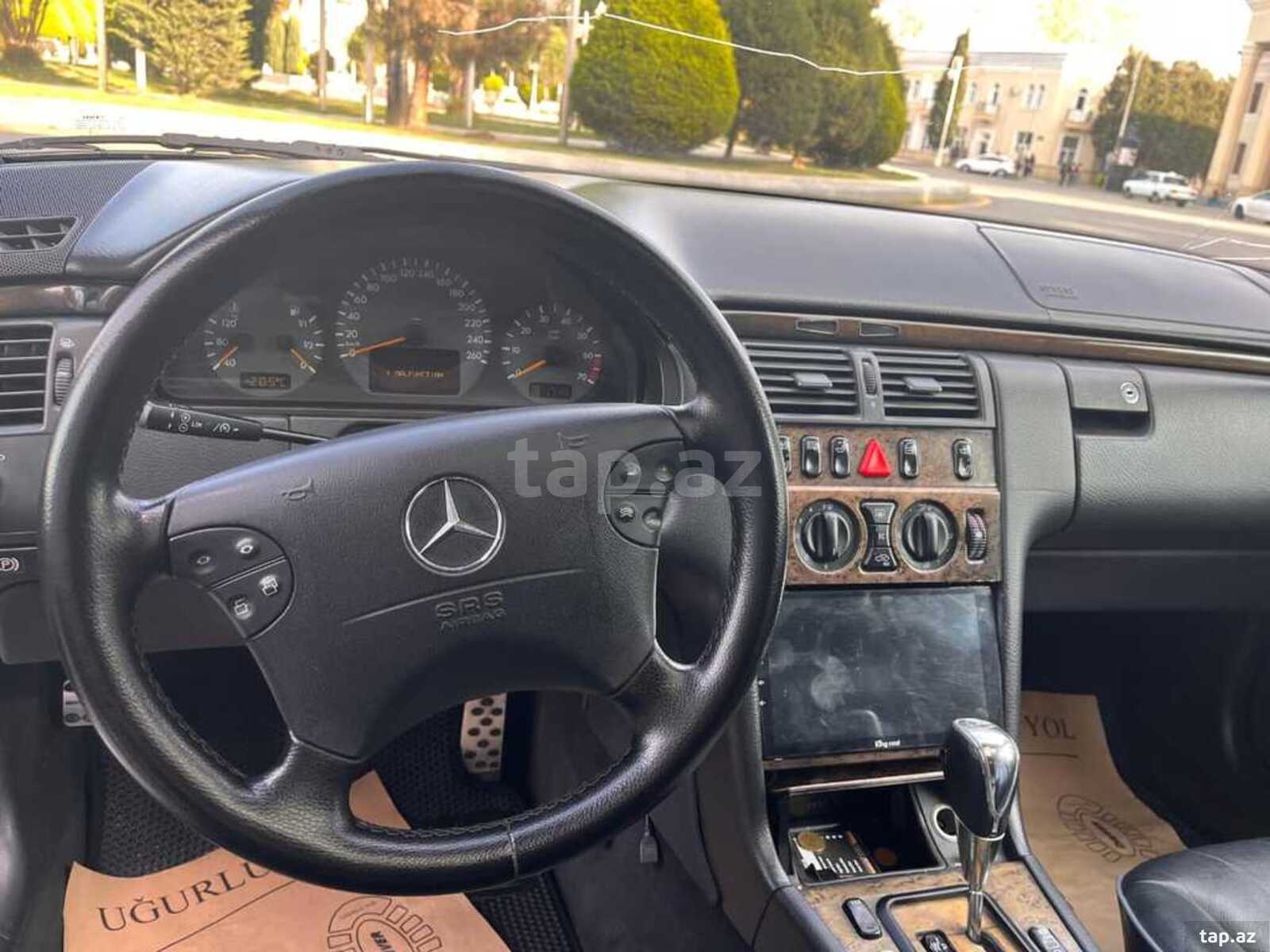 Mercedes E 280, 1999 il (3)