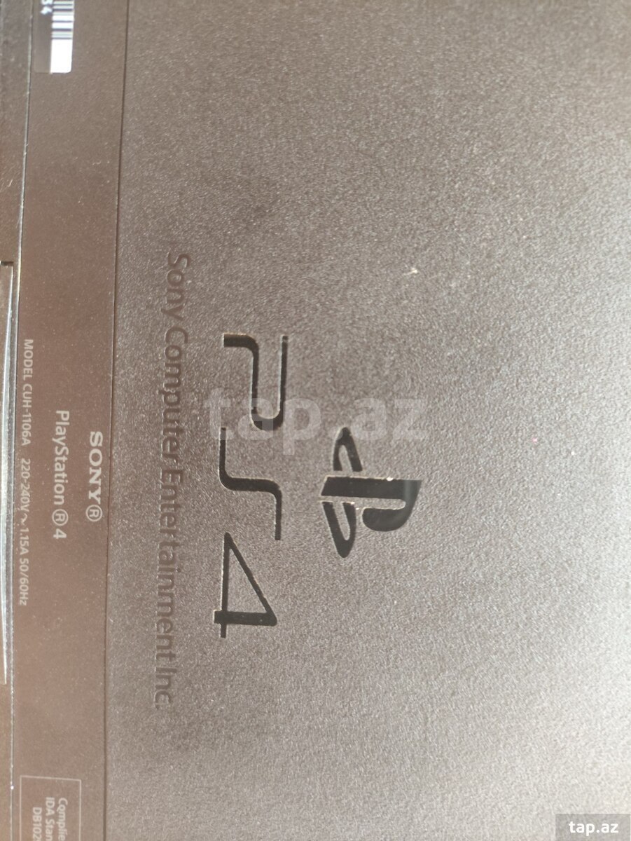 Sony PlayStation 4, 500GB (2)