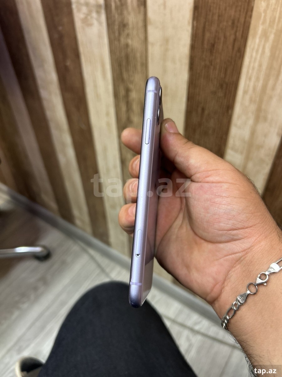 Apple iPhone 11 Purple 128GB/4GB (2)