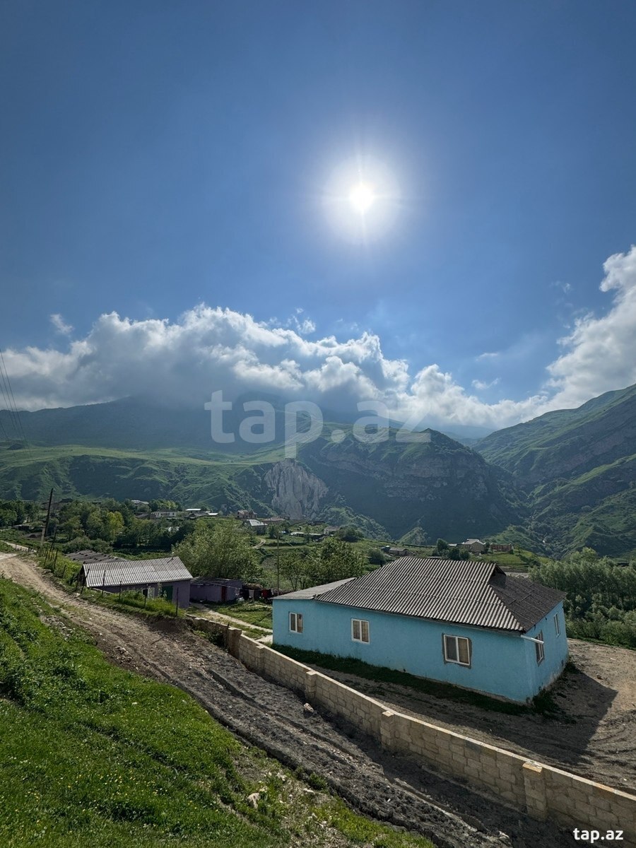 7 sot torpaq sahəsi, Ləzə k. (7)