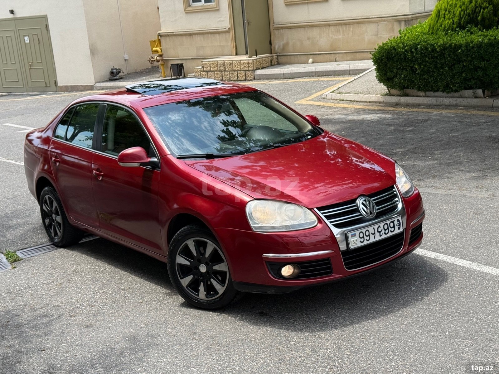 Volkswagen Jetta, 2010 il (3)