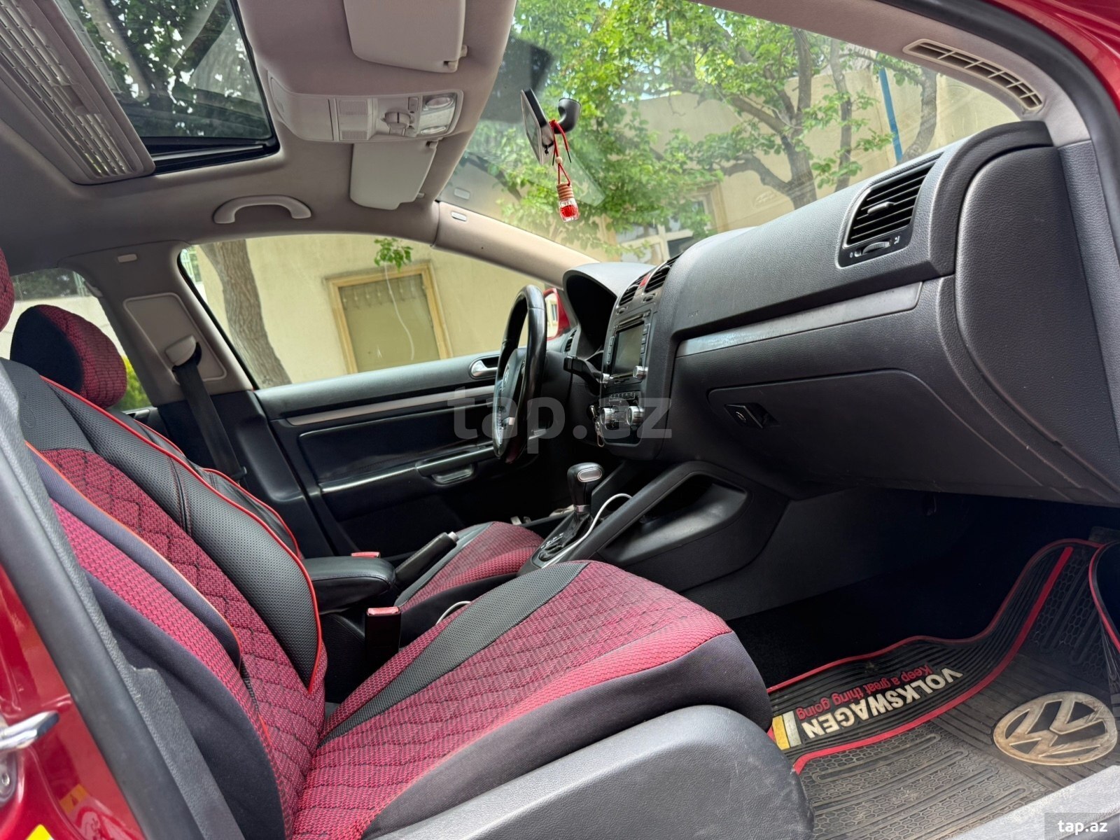 Volkswagen Jetta, 2010 il (14)