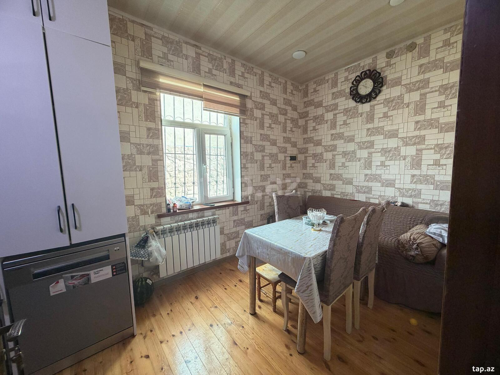 Həyət evi, Savalan qəs. (29)
