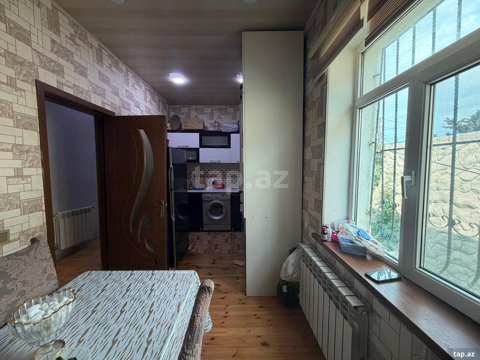 Həyət evi, Savalan qəs. (9)