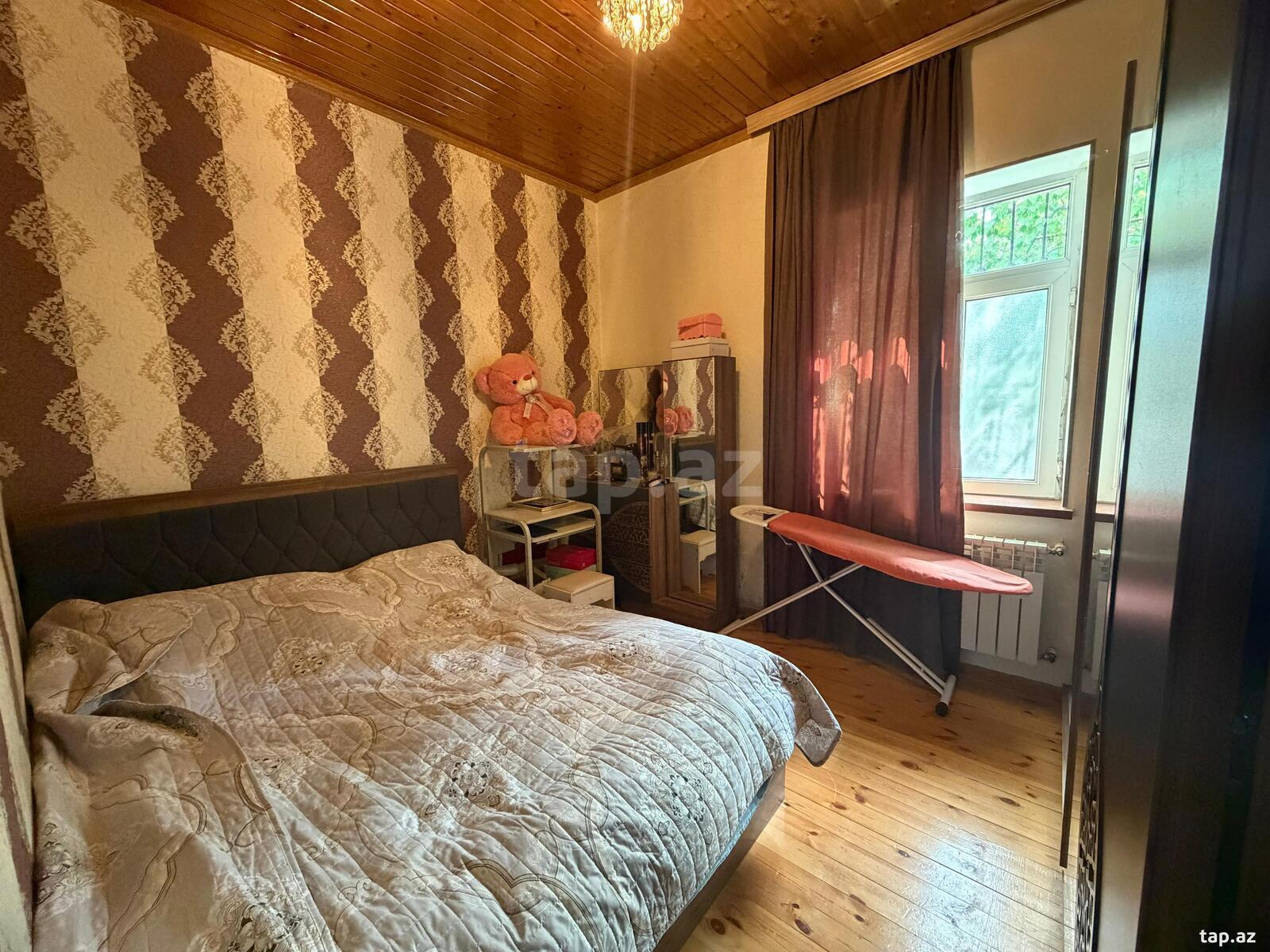 Həyət evi, Savalan qəs. (23)
